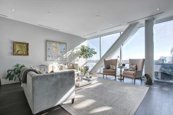 29 Queens Quay E 29 Queens Quay E