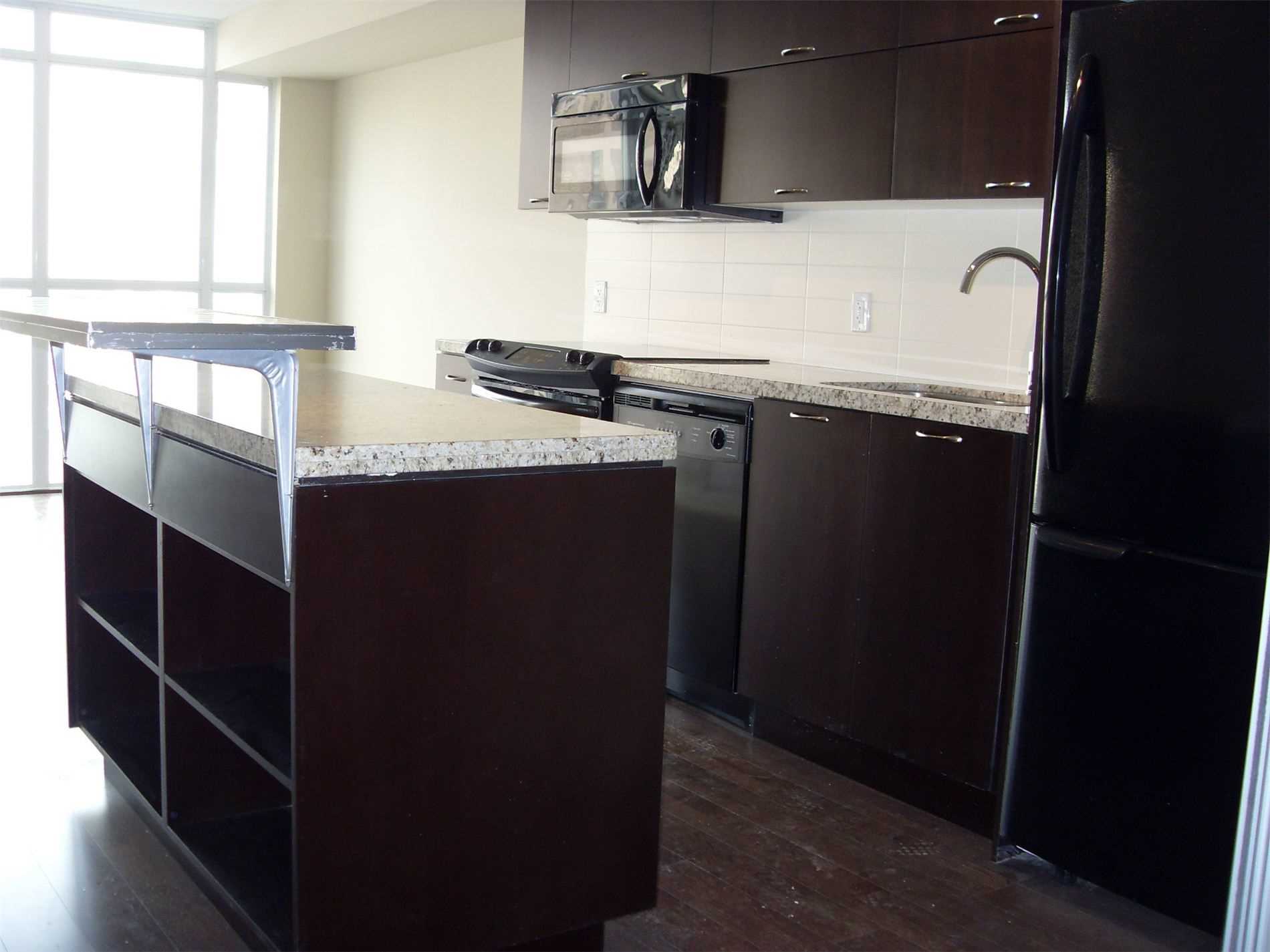 21 Nelson St, #516