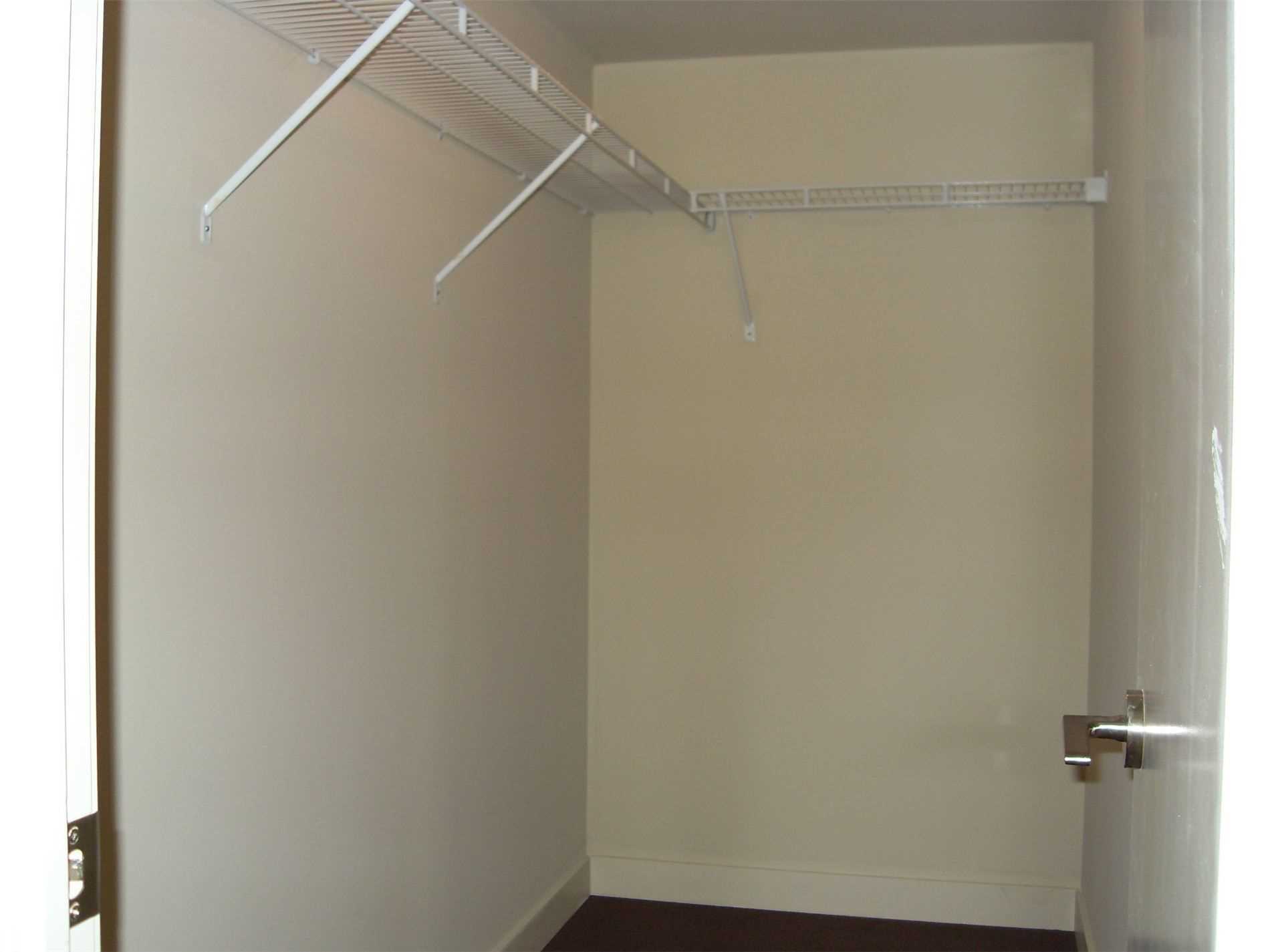 21 Nelson St, #516