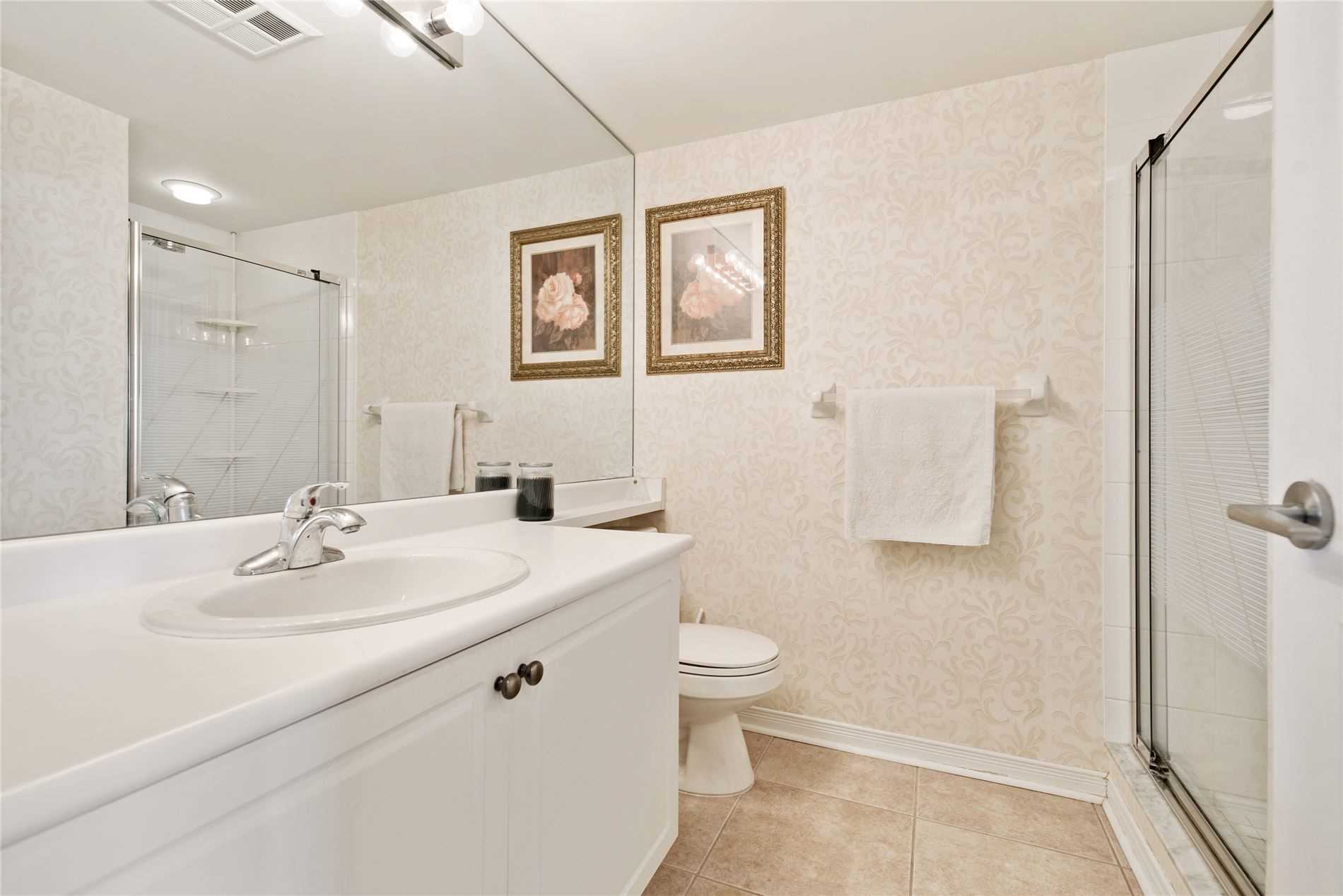 485 Rosewell Ave, #512