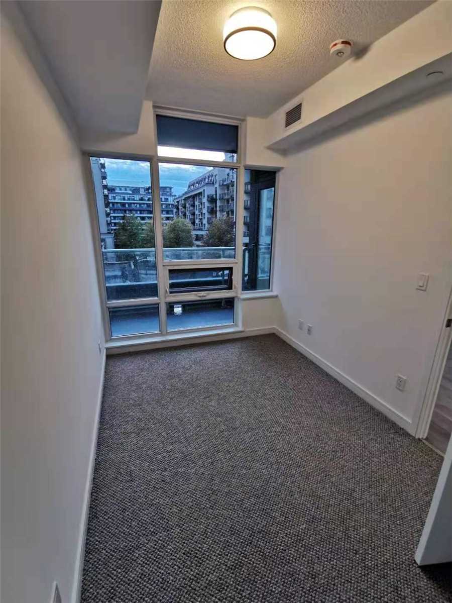 621 Sheppard Ave E, #318
