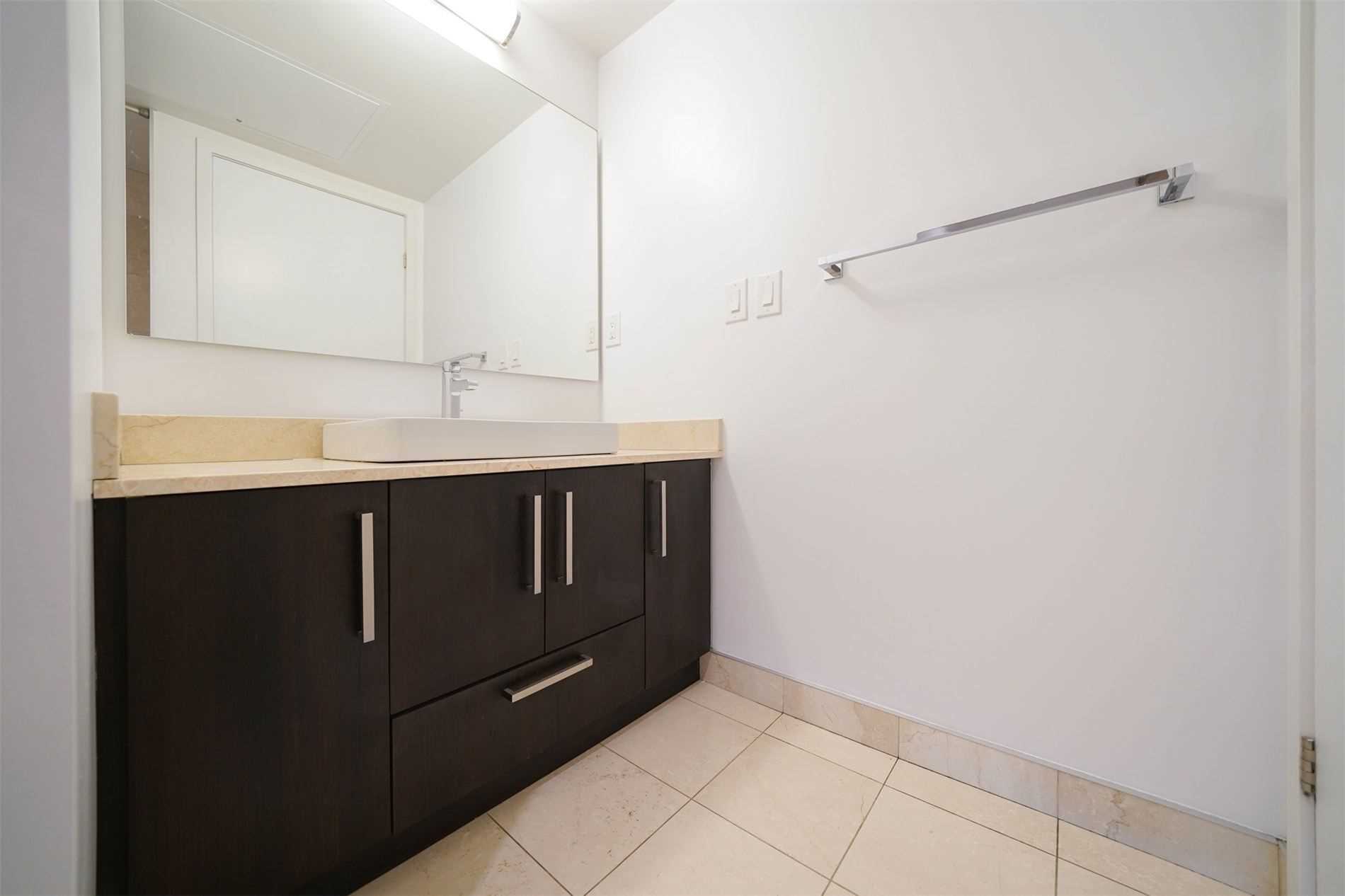 12 York St, #4904