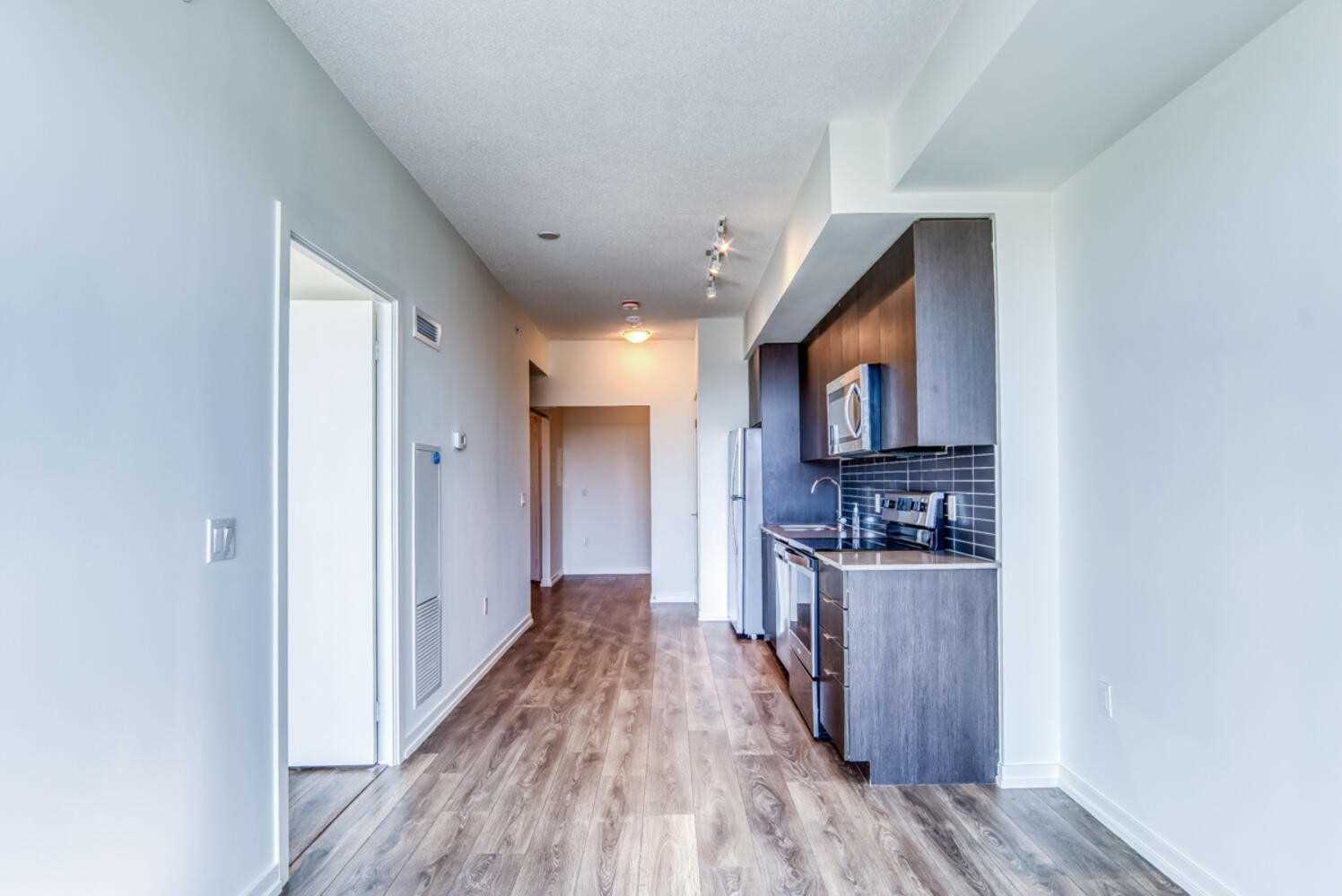 3237 Bayview Ave, #601