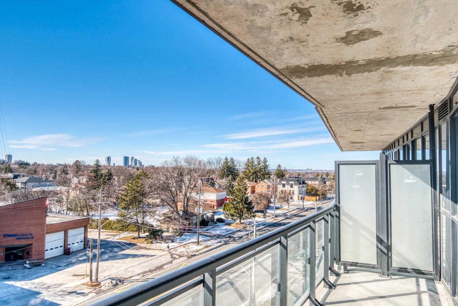 3237 Bayview Ave, #601