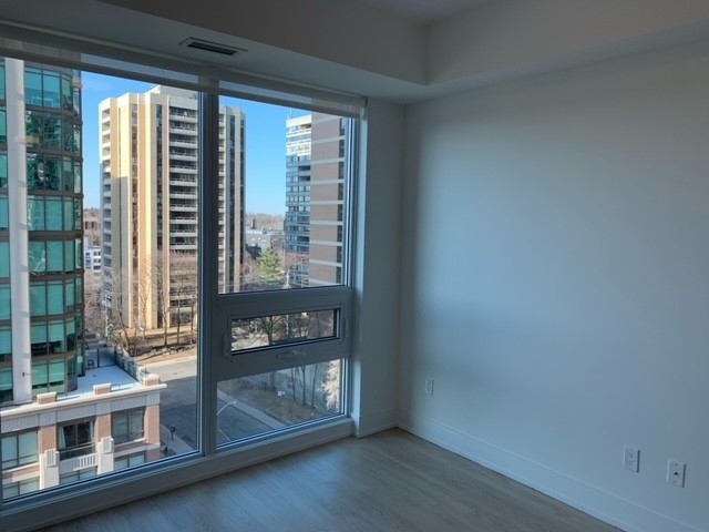 310 Tweedsmuir Ave, #804