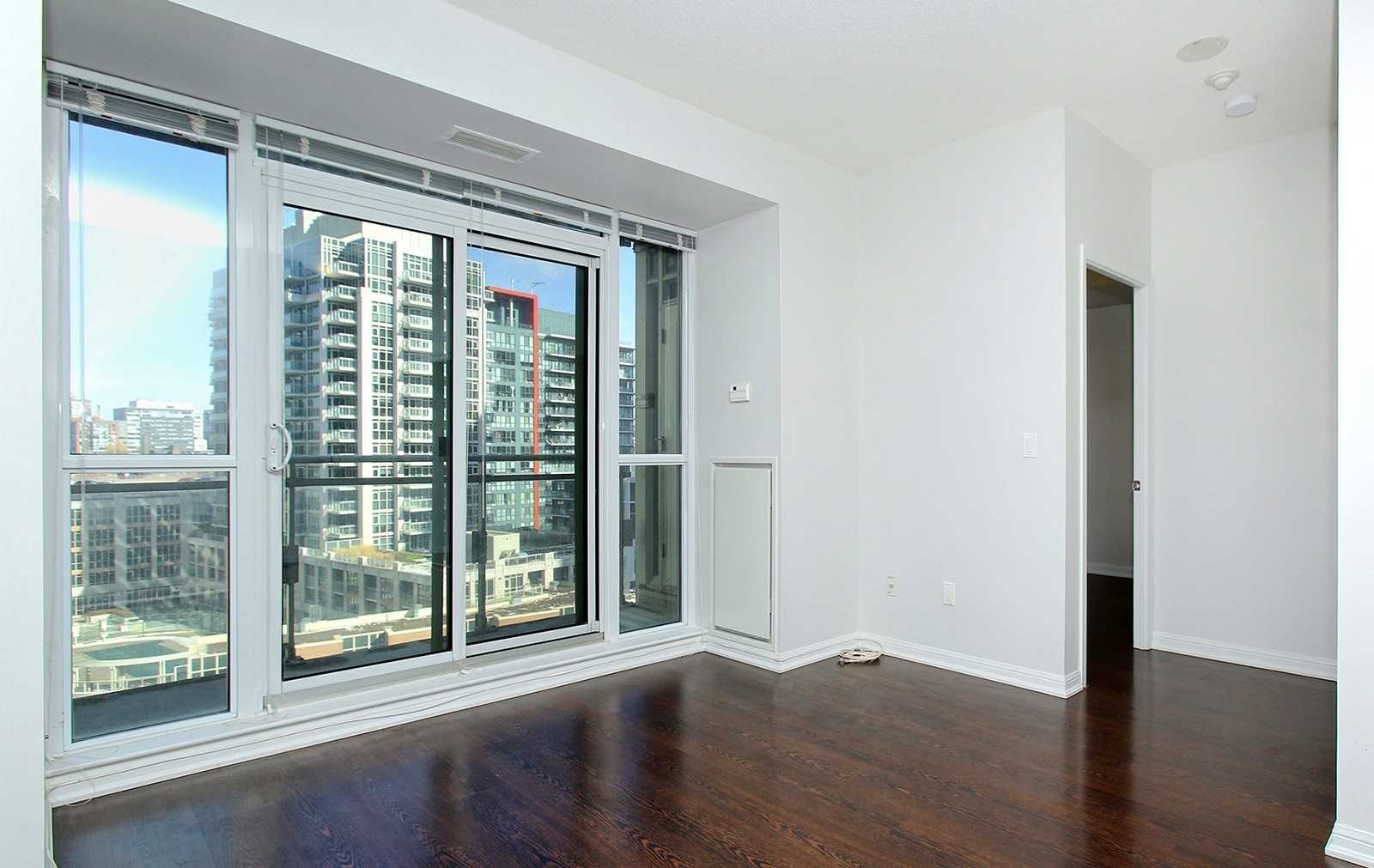 628 Fleet St, #916