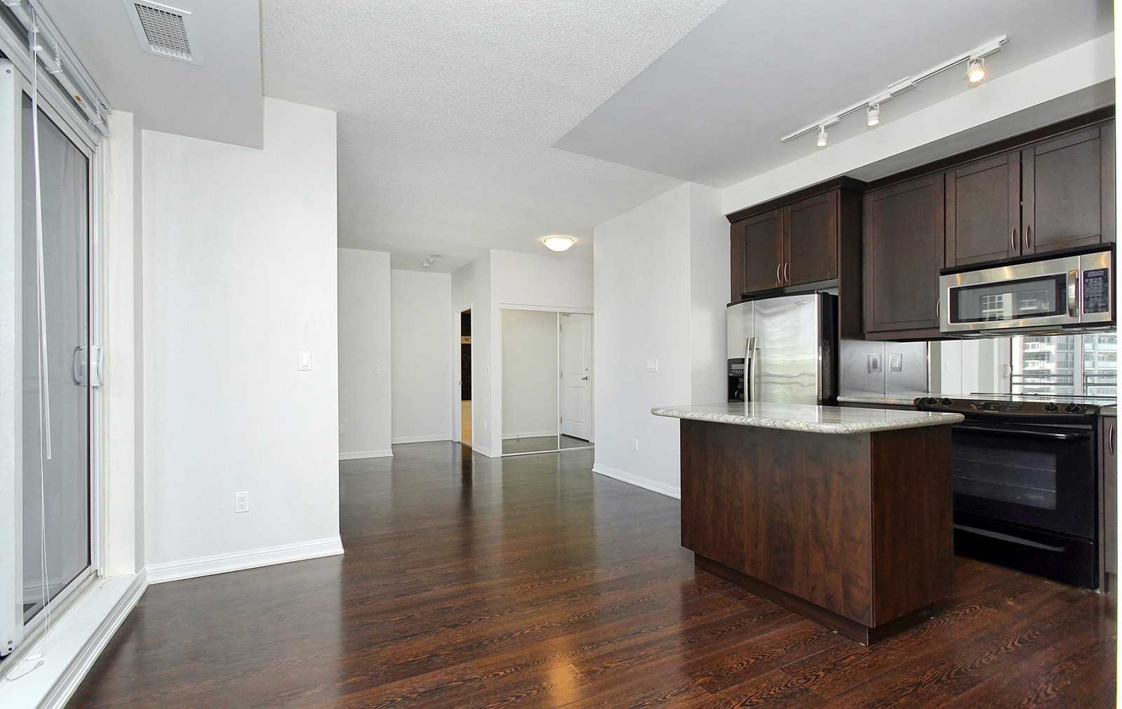 628 Fleet St, #916