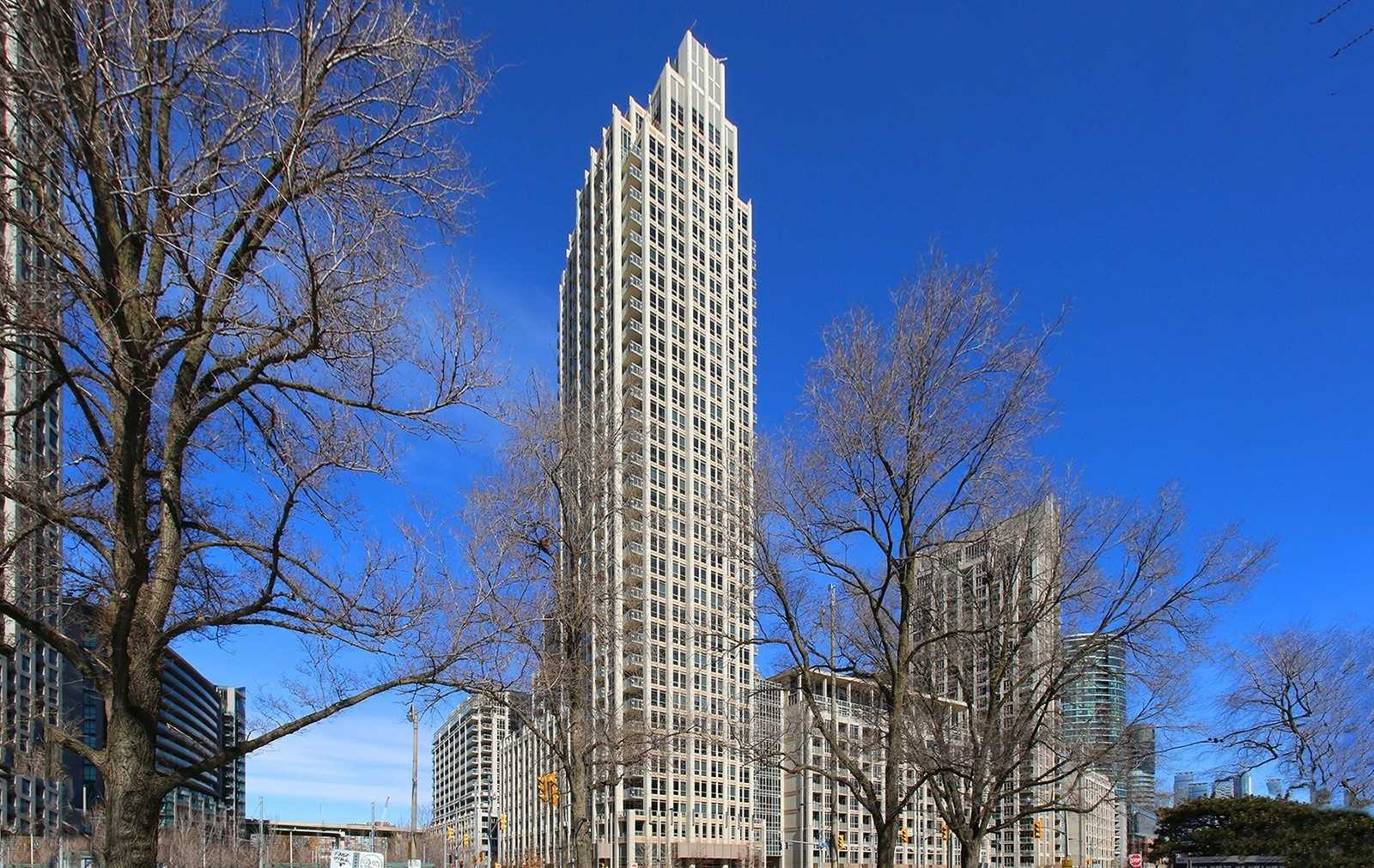 628 Fleet St, #916