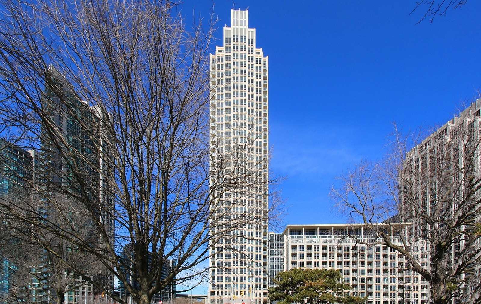628 Fleet St, #916