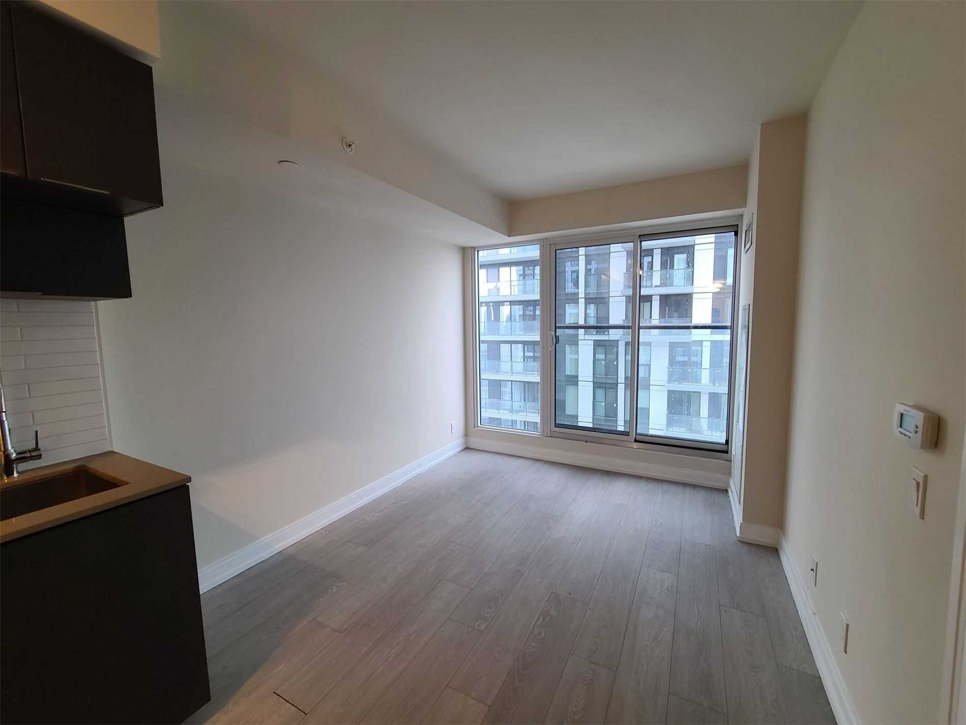 181 Dundas St E, #4101