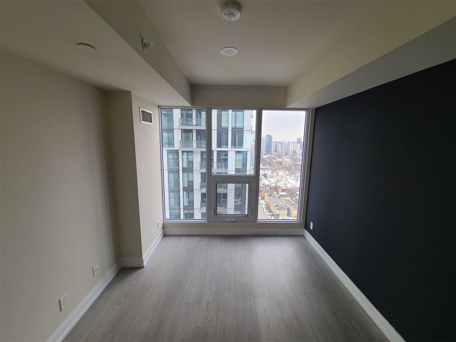 181 Dundas St E, #4101