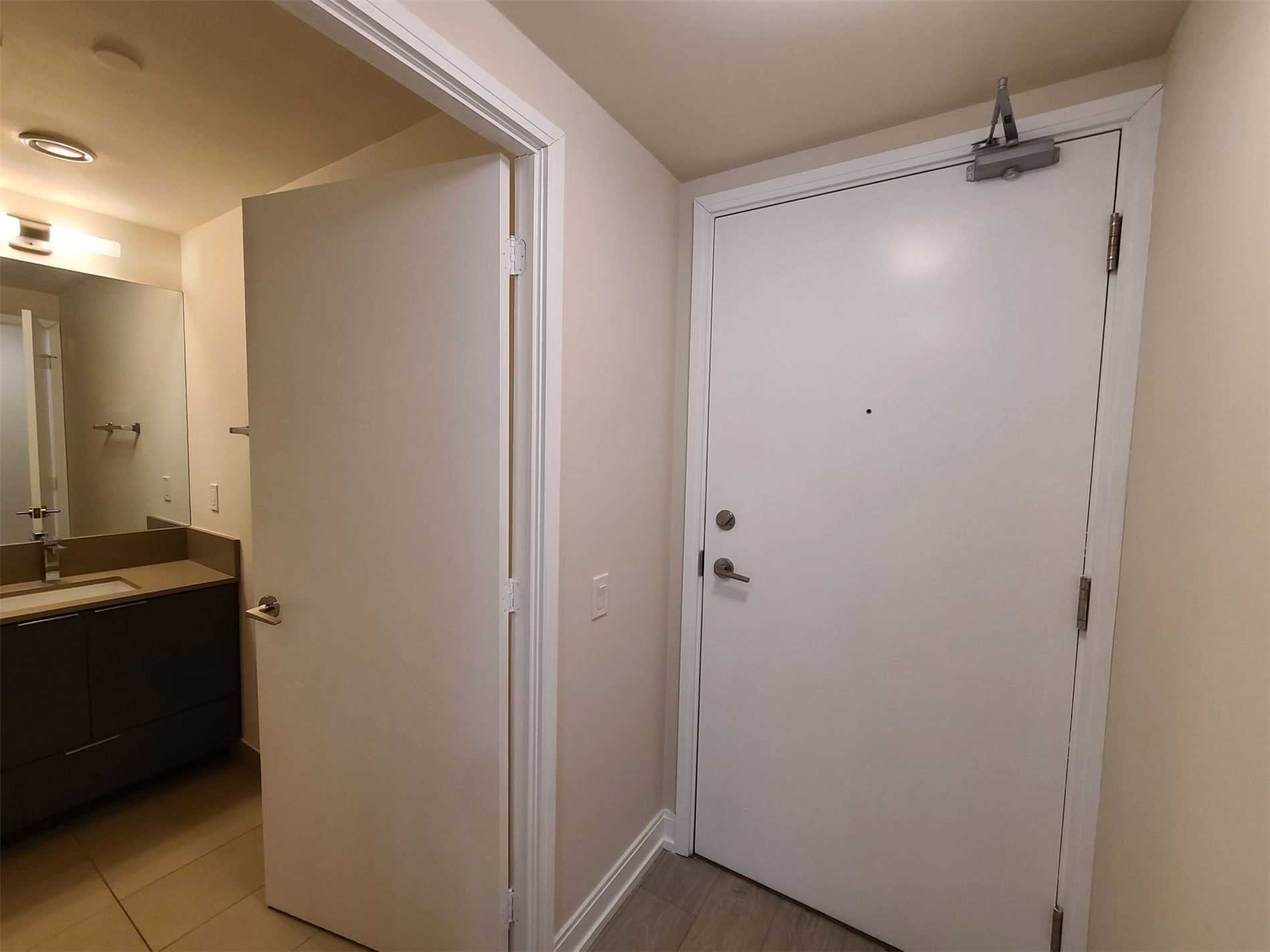 181 Dundas St E, #4101