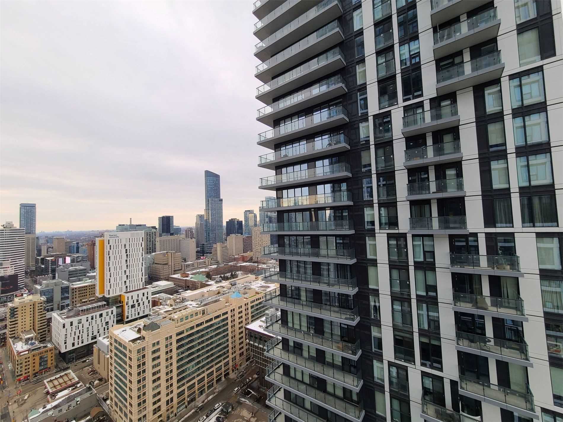 181 Dundas St E, #4101