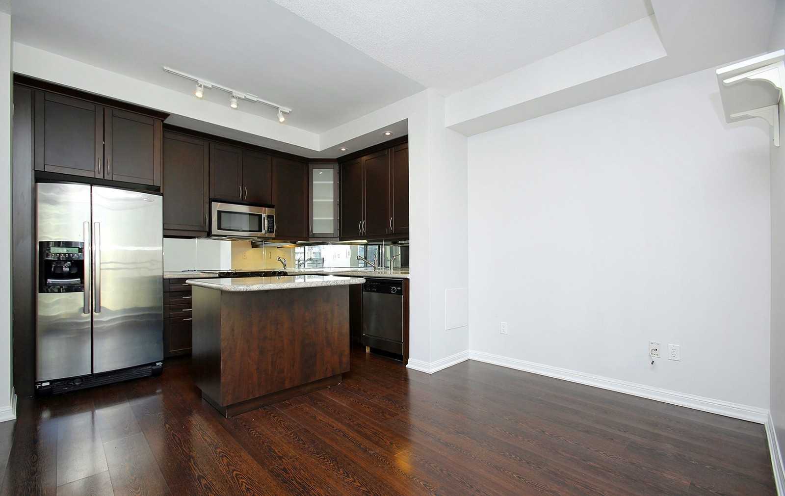 628 Fleet St, #916