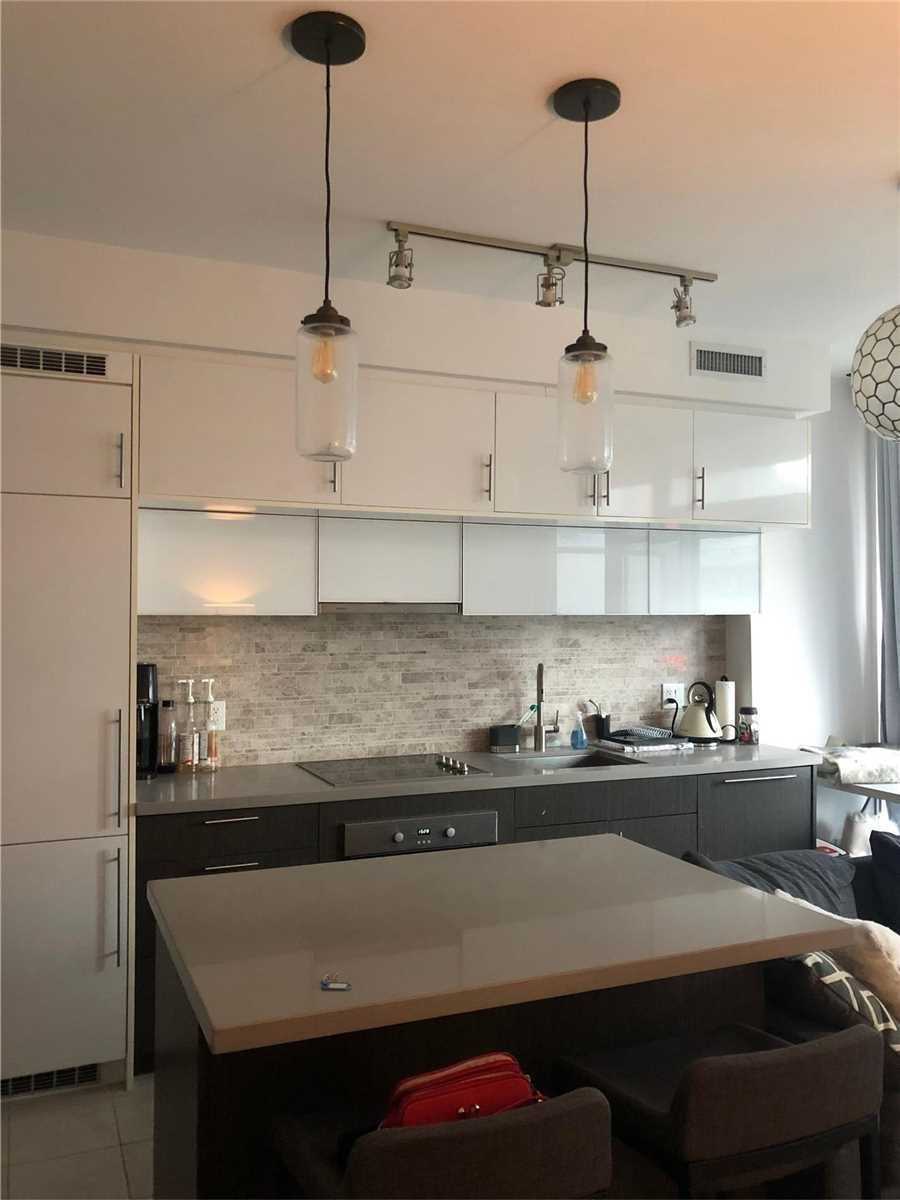 8 Mercer St, #401