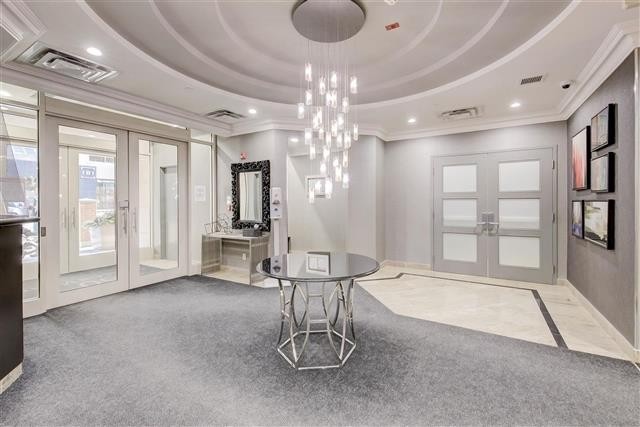 60 St Clair Ave W, #901