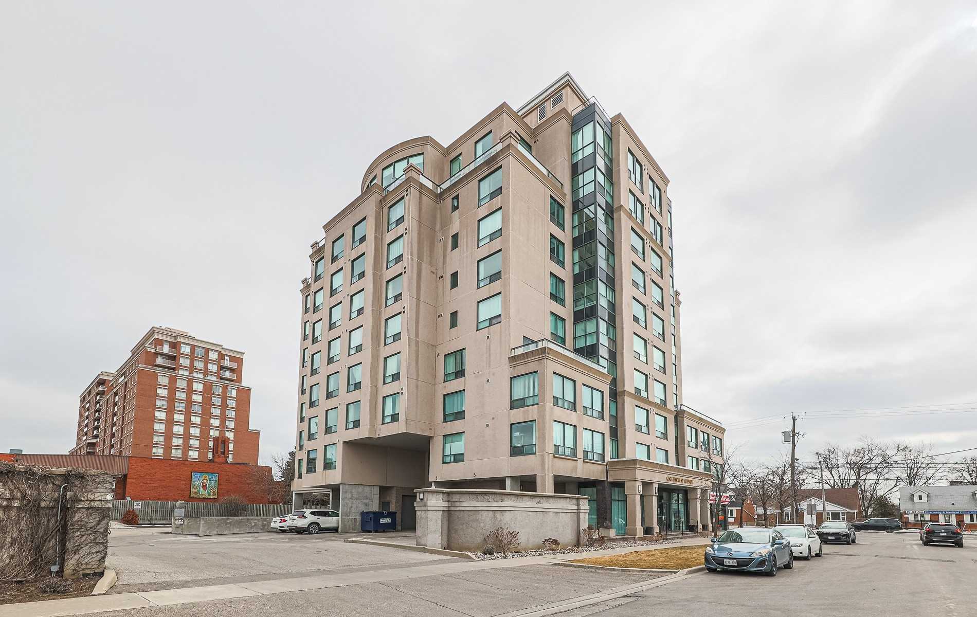 1 Hycrest Ave, #203