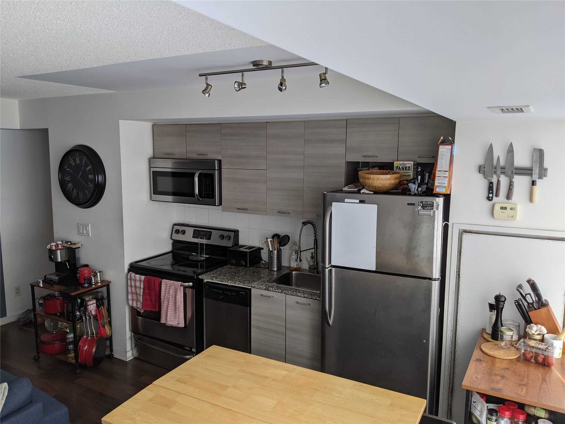 20 Joe Shuster Way #1212