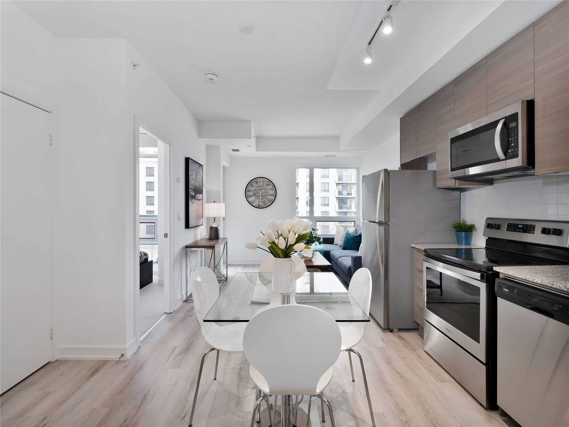 621 Sheppard Ave E, #526