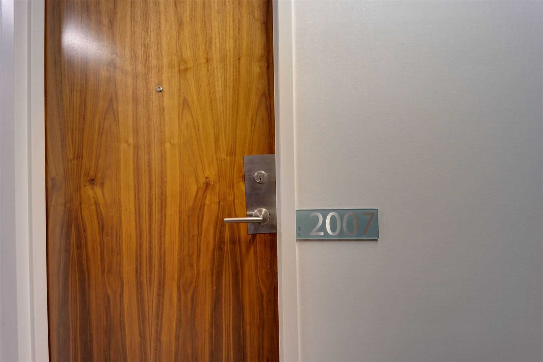 170 Fort York Blvd, #2007