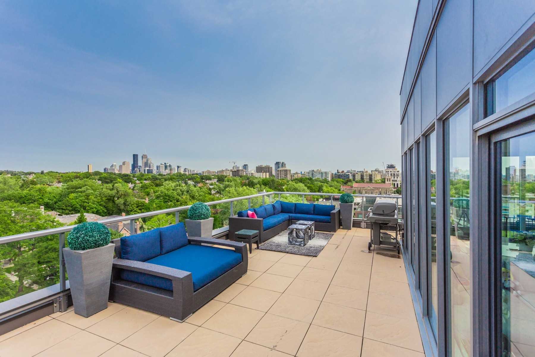 6 Parkwood Ave, #901