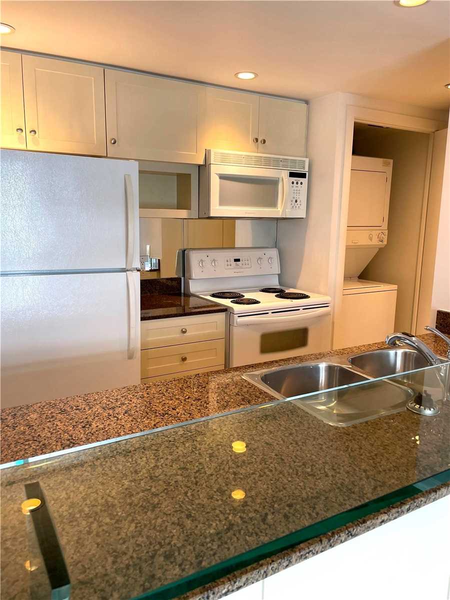 8 York St, #807