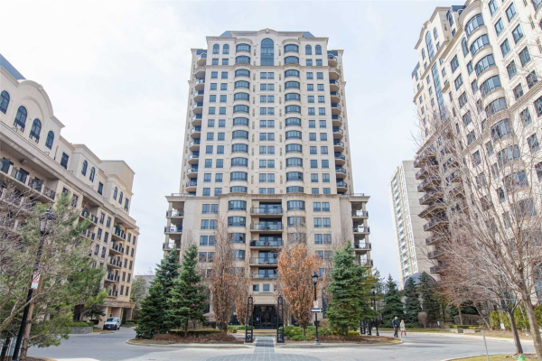 662 Sheppard Ave E, Toronto