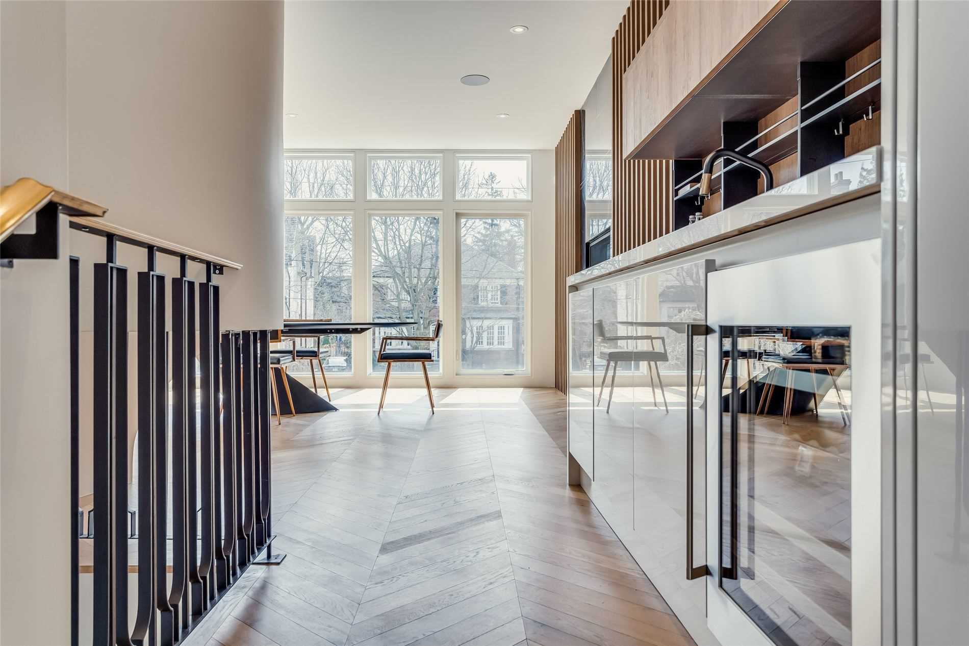 30 Otter Cres