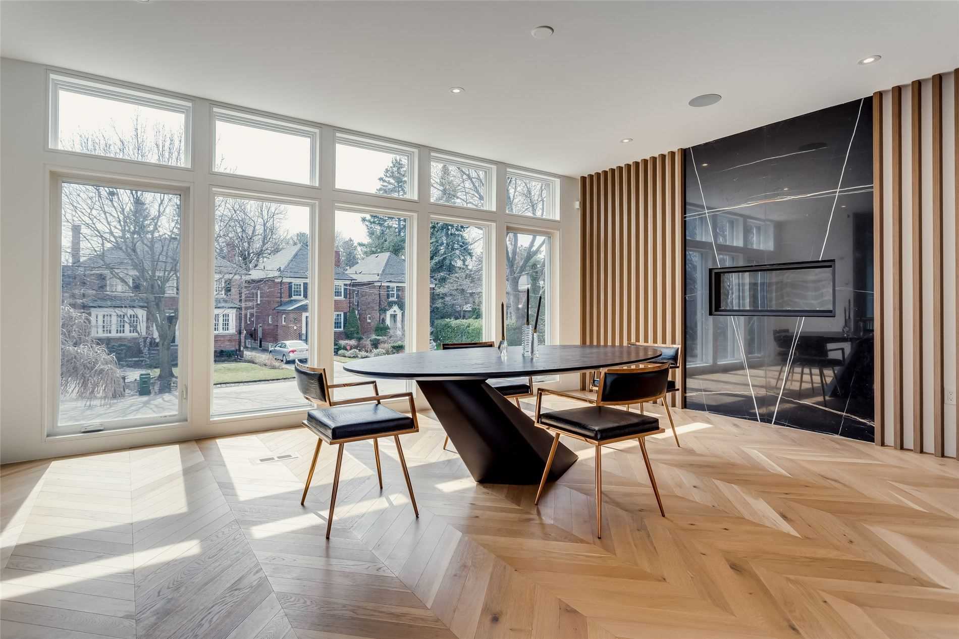 30 Otter Cres