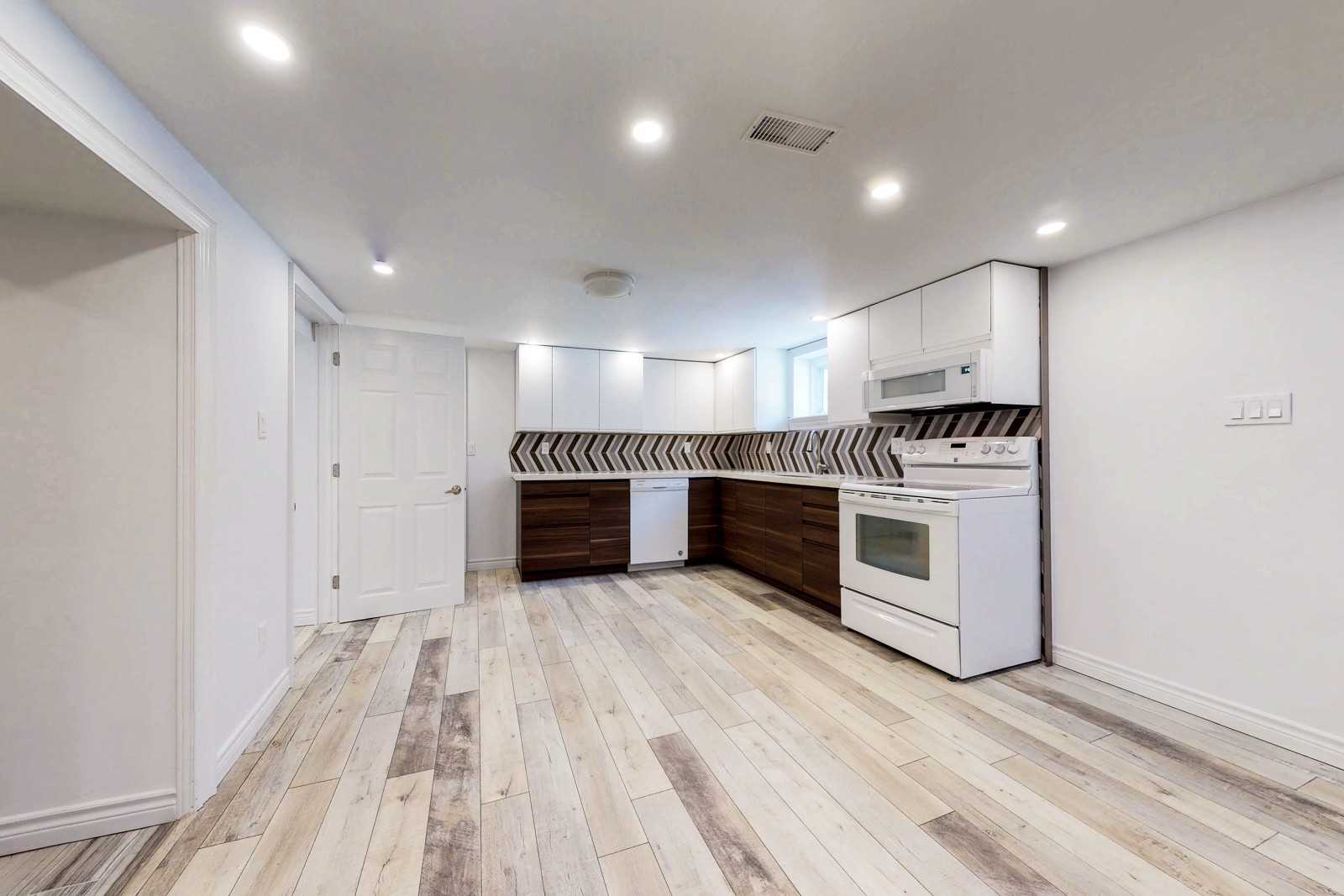 101 Reiner Rd