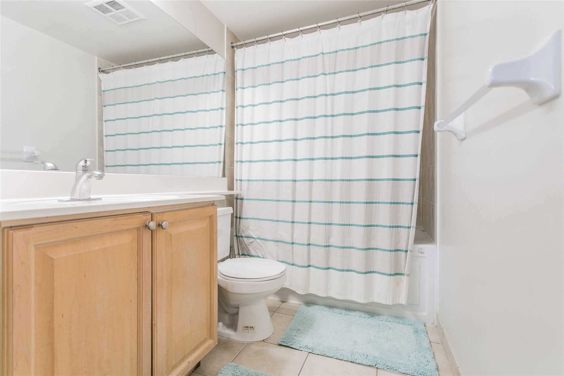 10 Northtown Way, #805