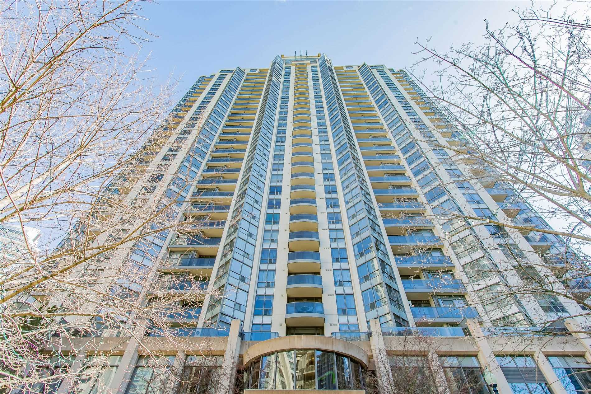10 Northtown Way, #805