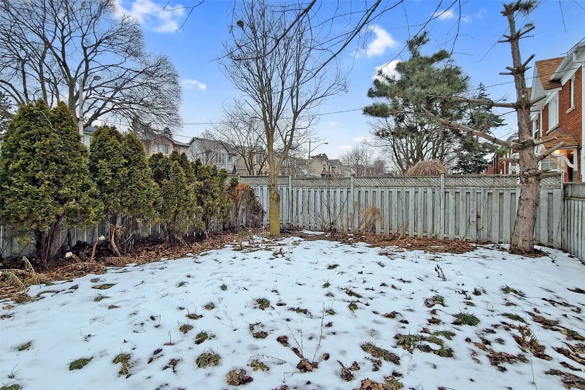281 Laird Dr