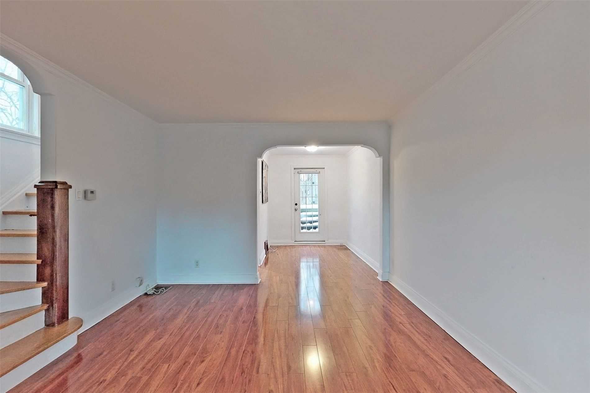 281 Laird Dr