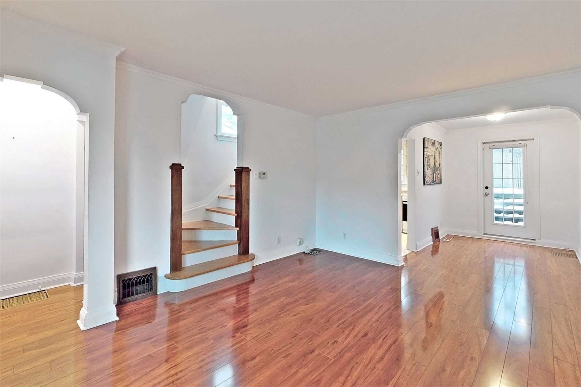 281 Laird Dr