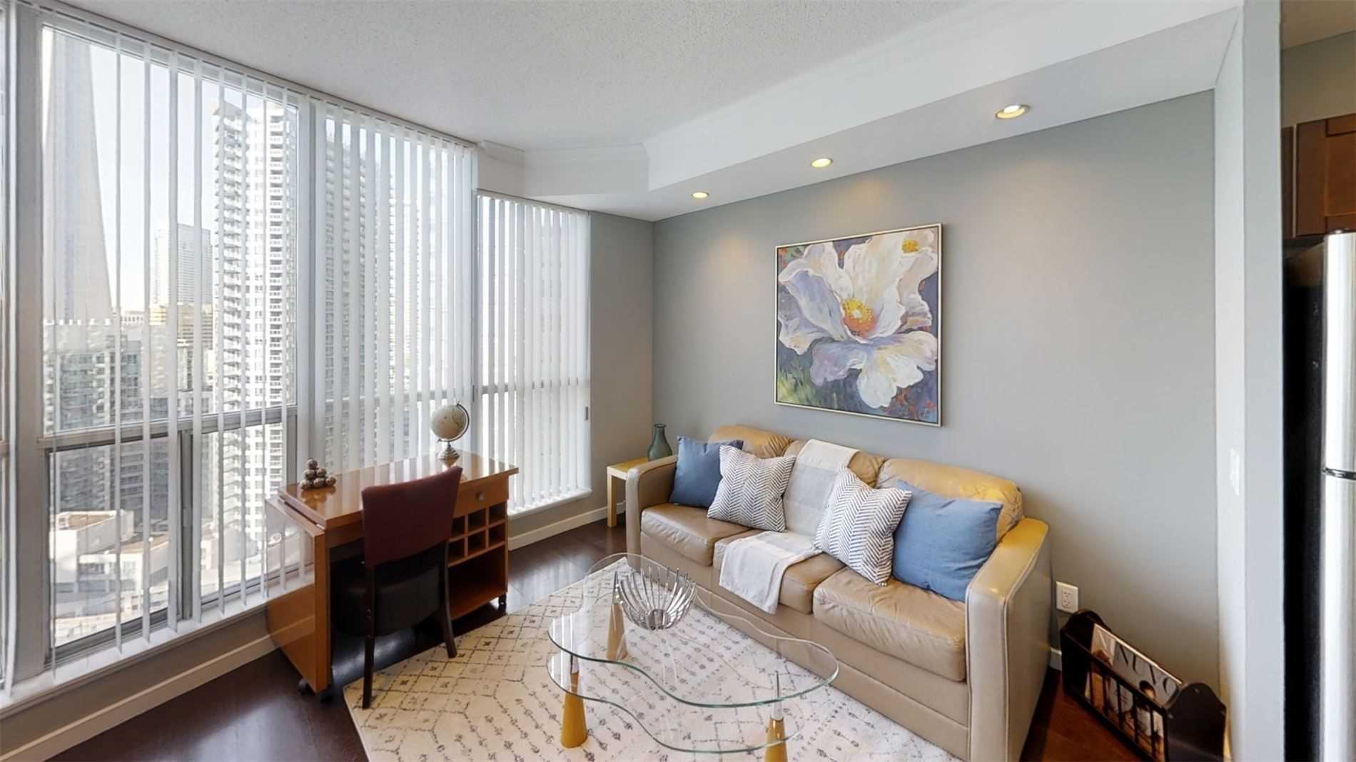 8 York St, #2013