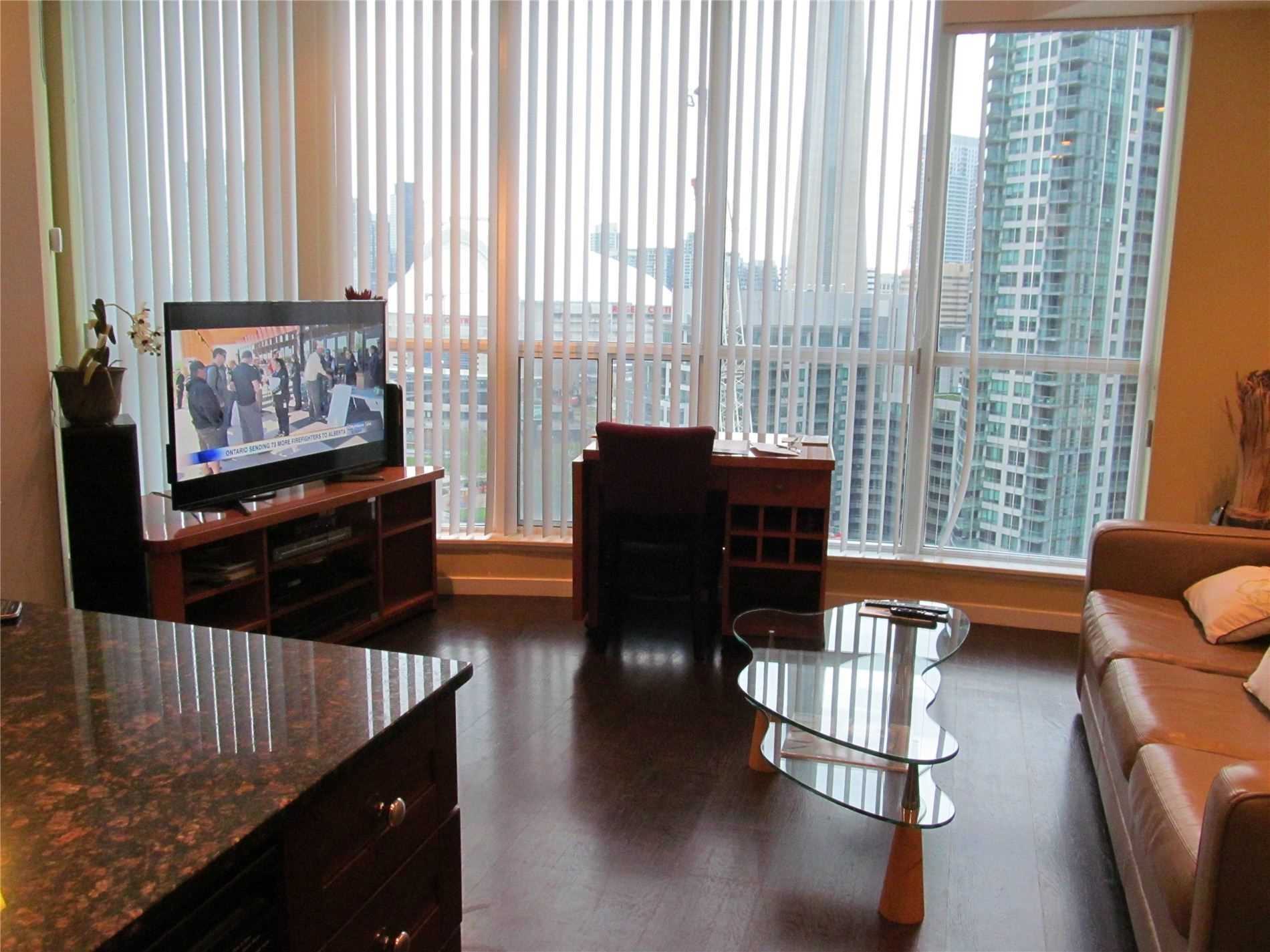 8 York St, #2013