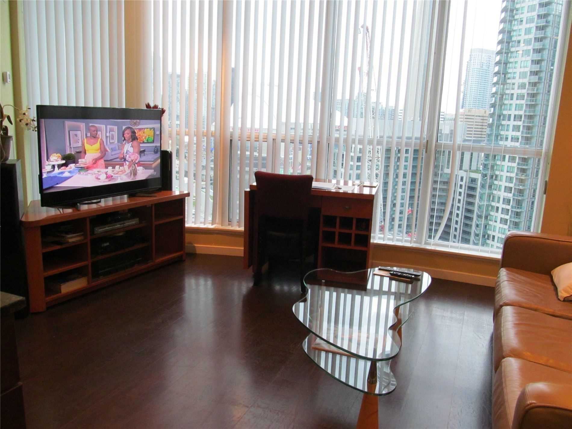 8 York St, #2013