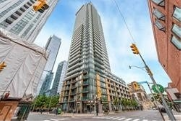 18 Yorkville Ave, Toronto