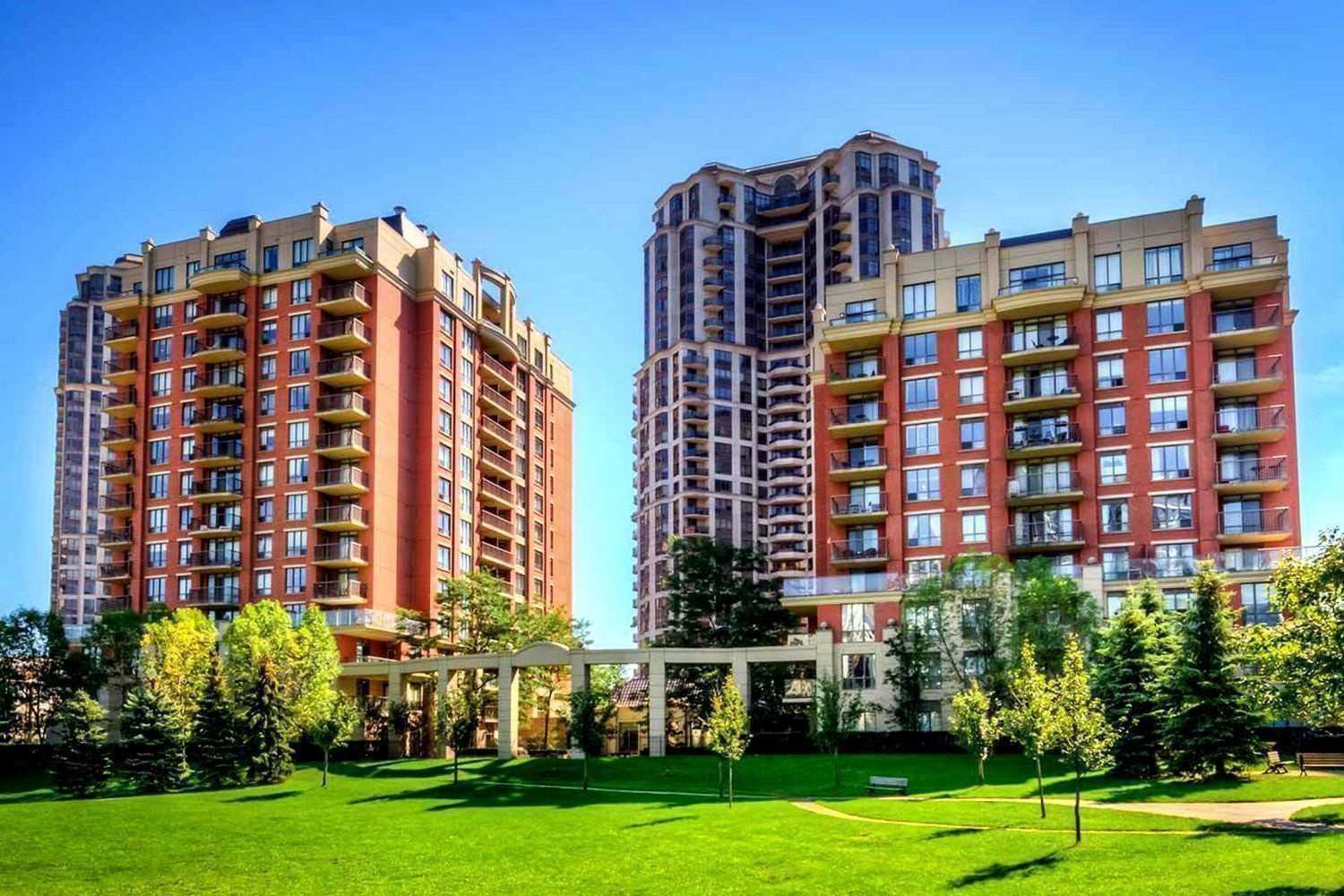 55 Harrison Garden Blvd, #201
