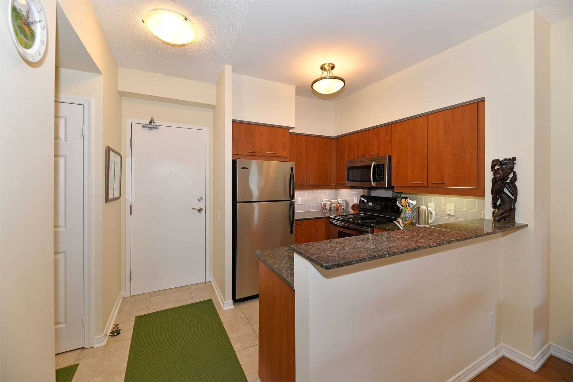 481 Rosewell Ave, #114