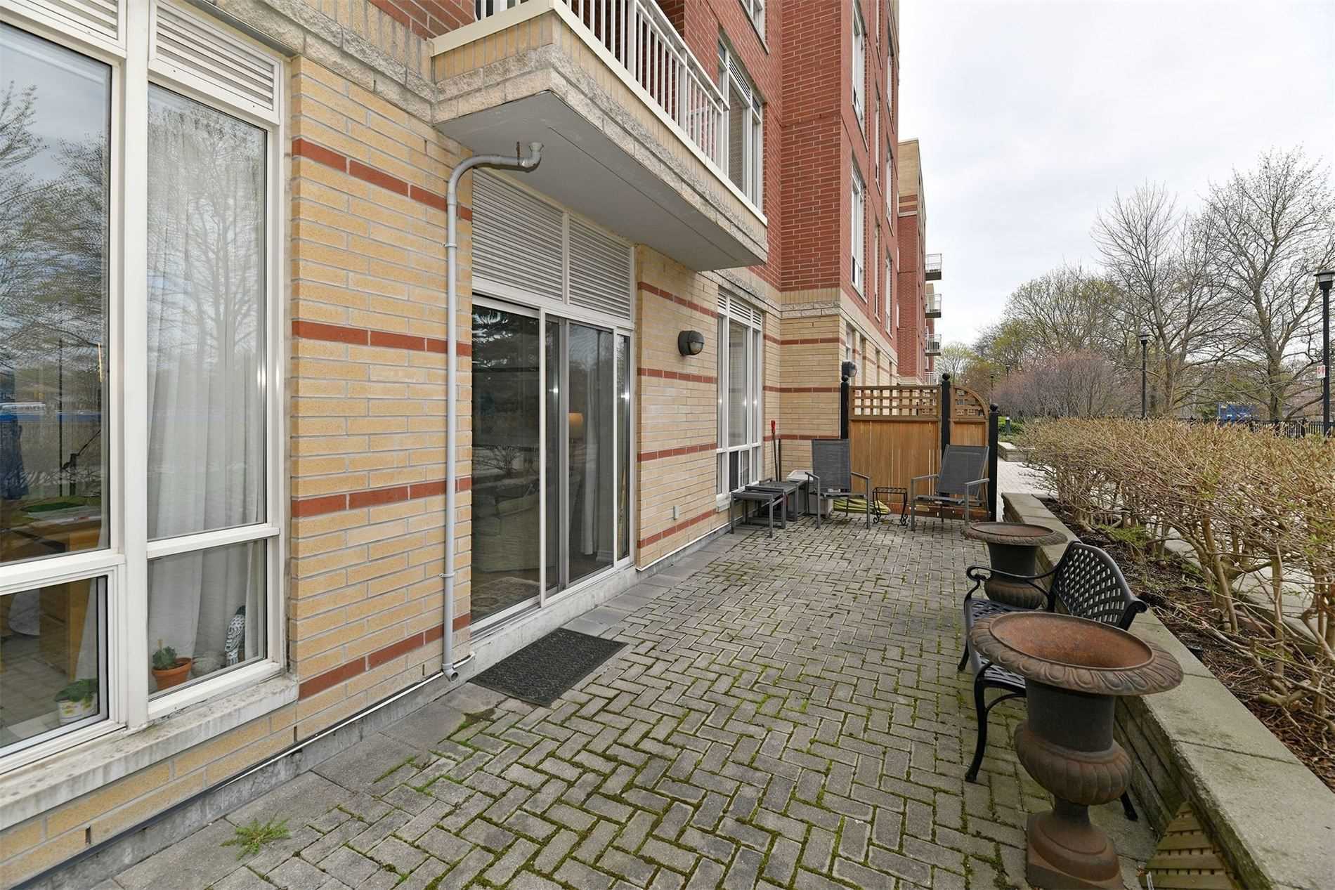 481 Rosewell Ave, #114