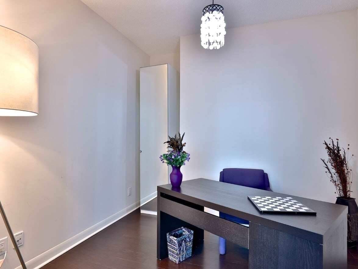 525 Wilson Ave, #1203