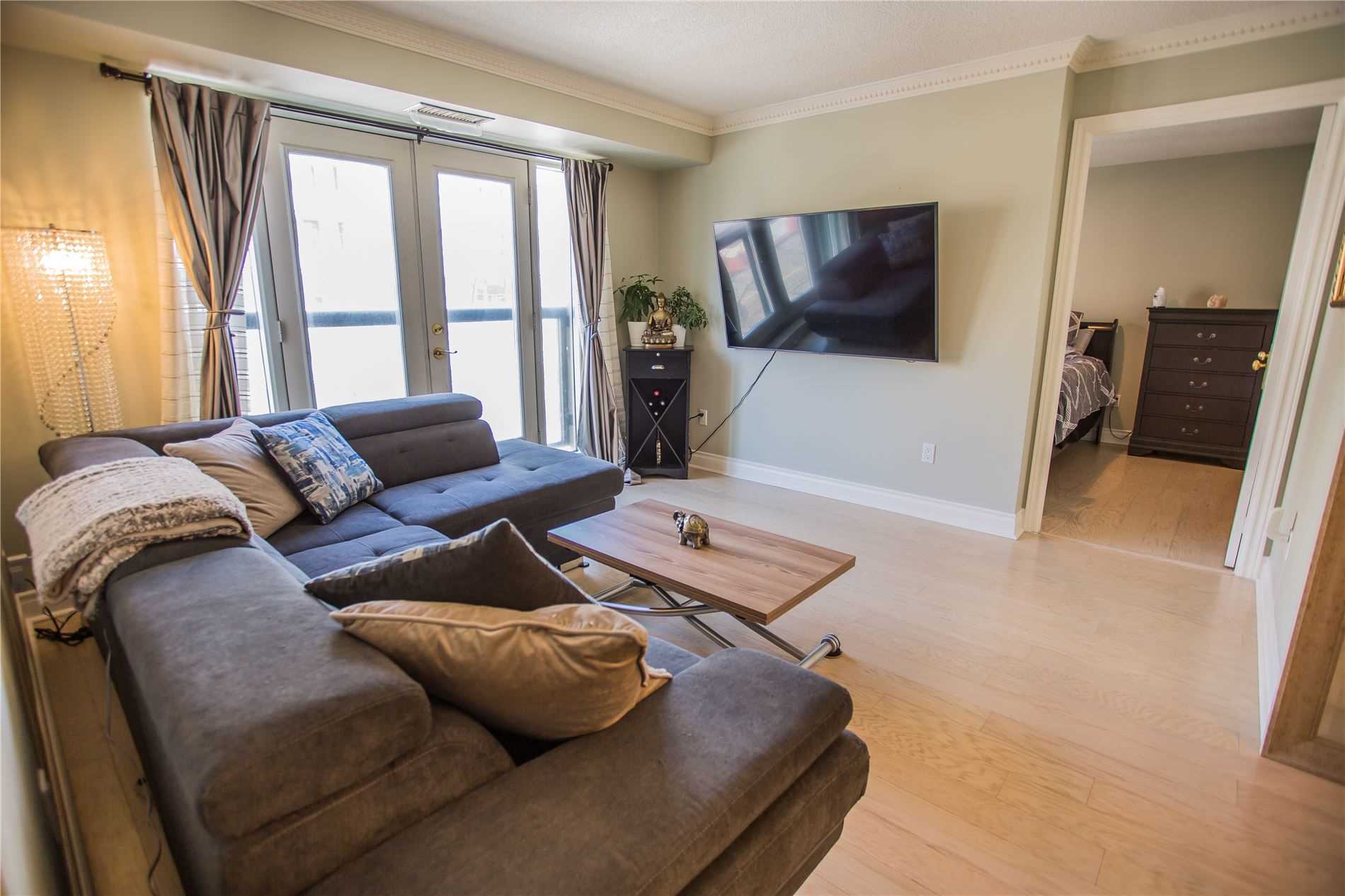 800 Spadina Rd, #501