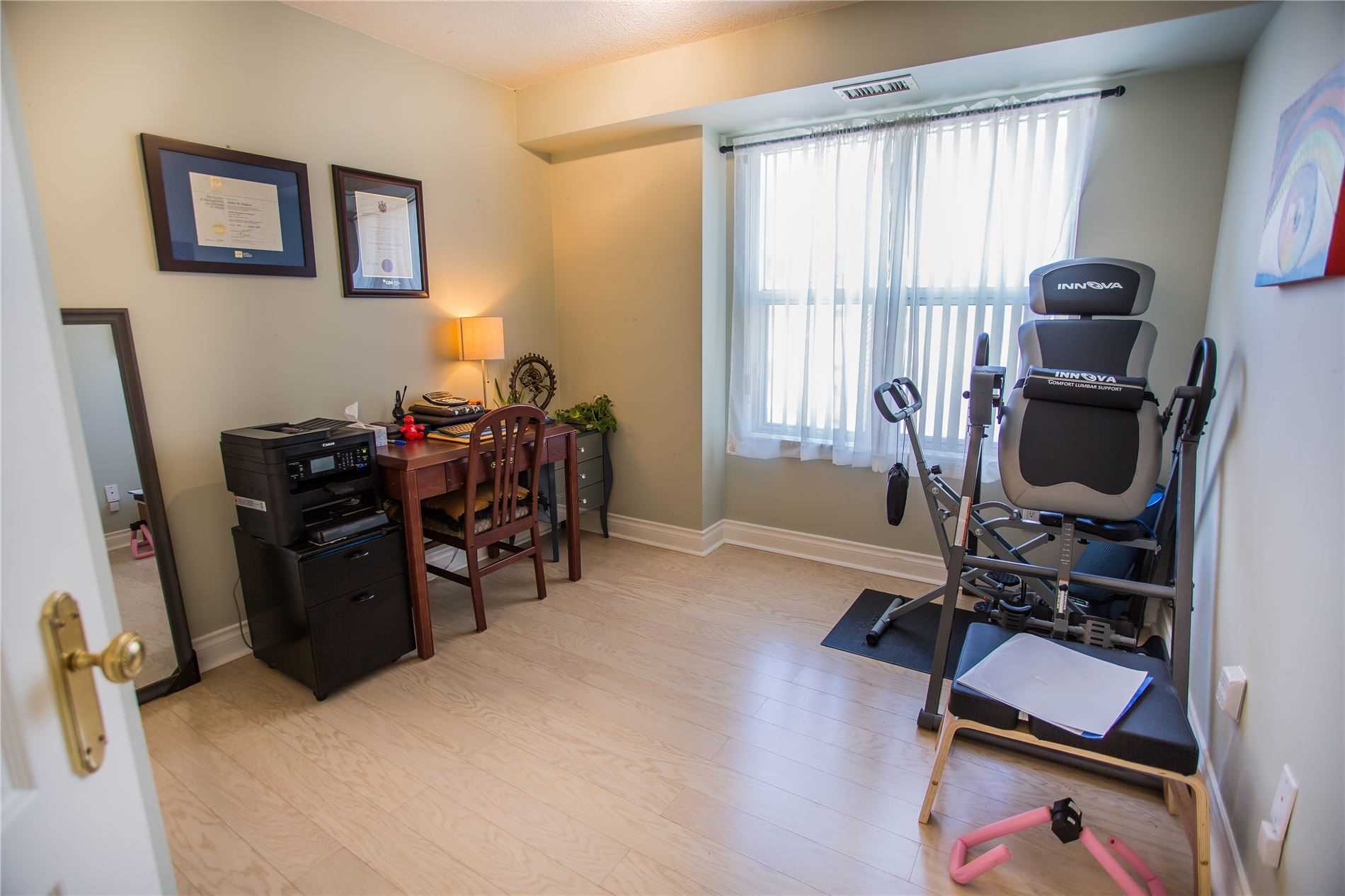 800 Spadina Rd, #501