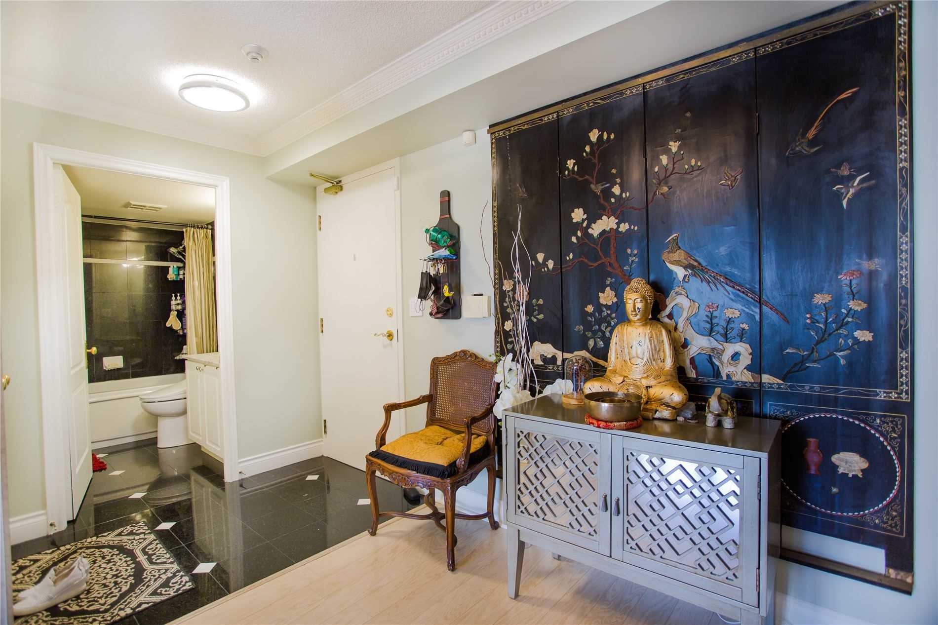 800 Spadina Rd, #501