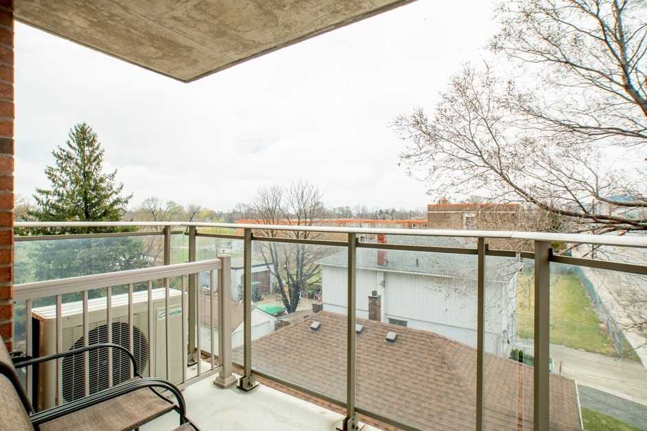 801 Sheppard Ave W, #512