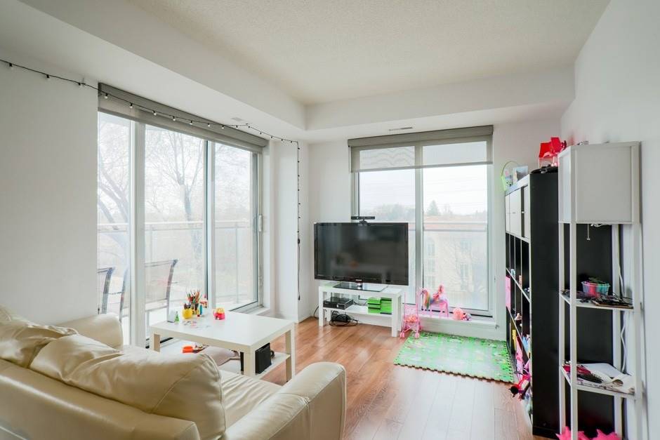 801 Sheppard Ave W, #512