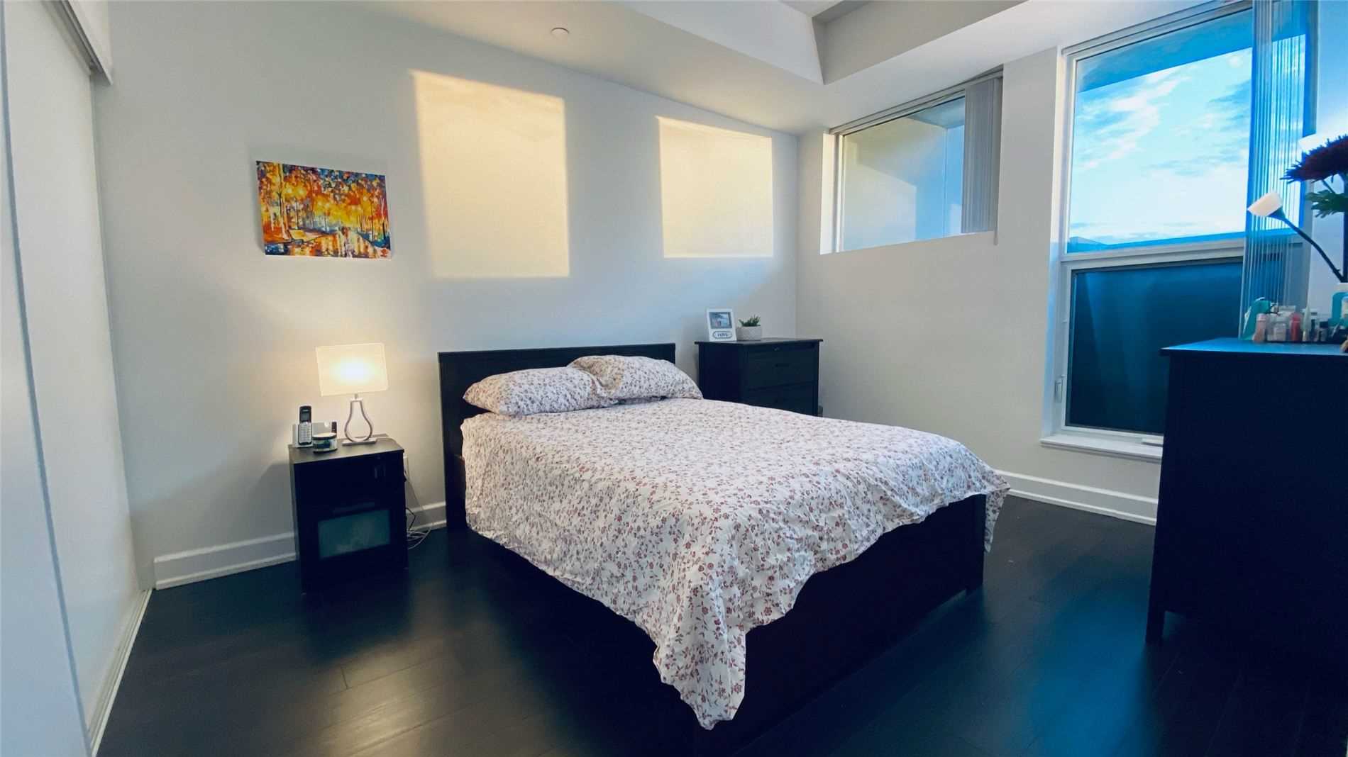 5162 Yonge St, #102