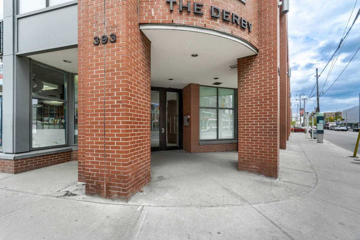 393 King St E, #303